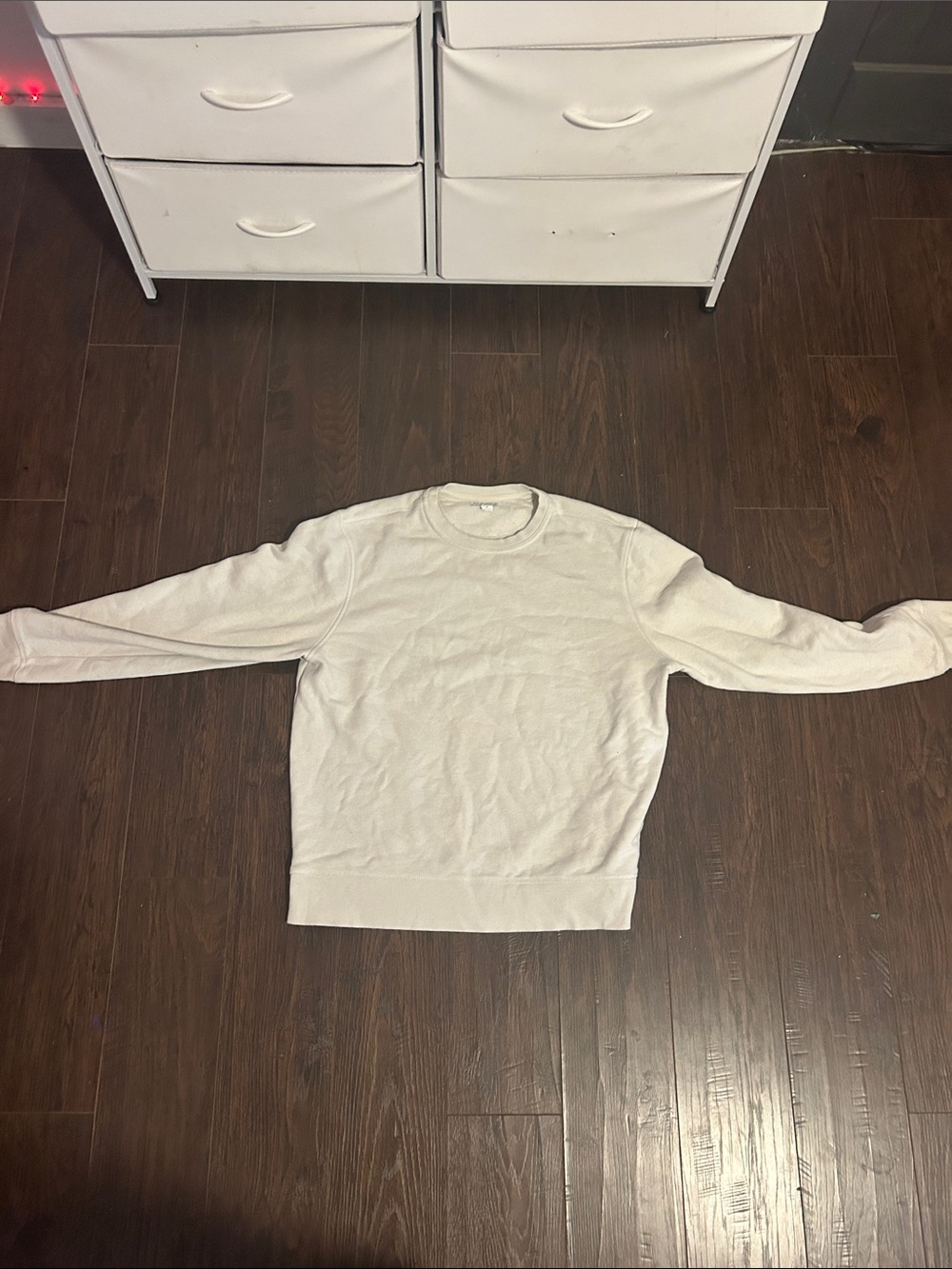 Amazon Essentials Men's Light Cream Crewneck Sweater
